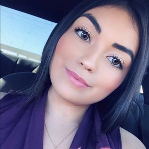 Meet your Posher, Amaya